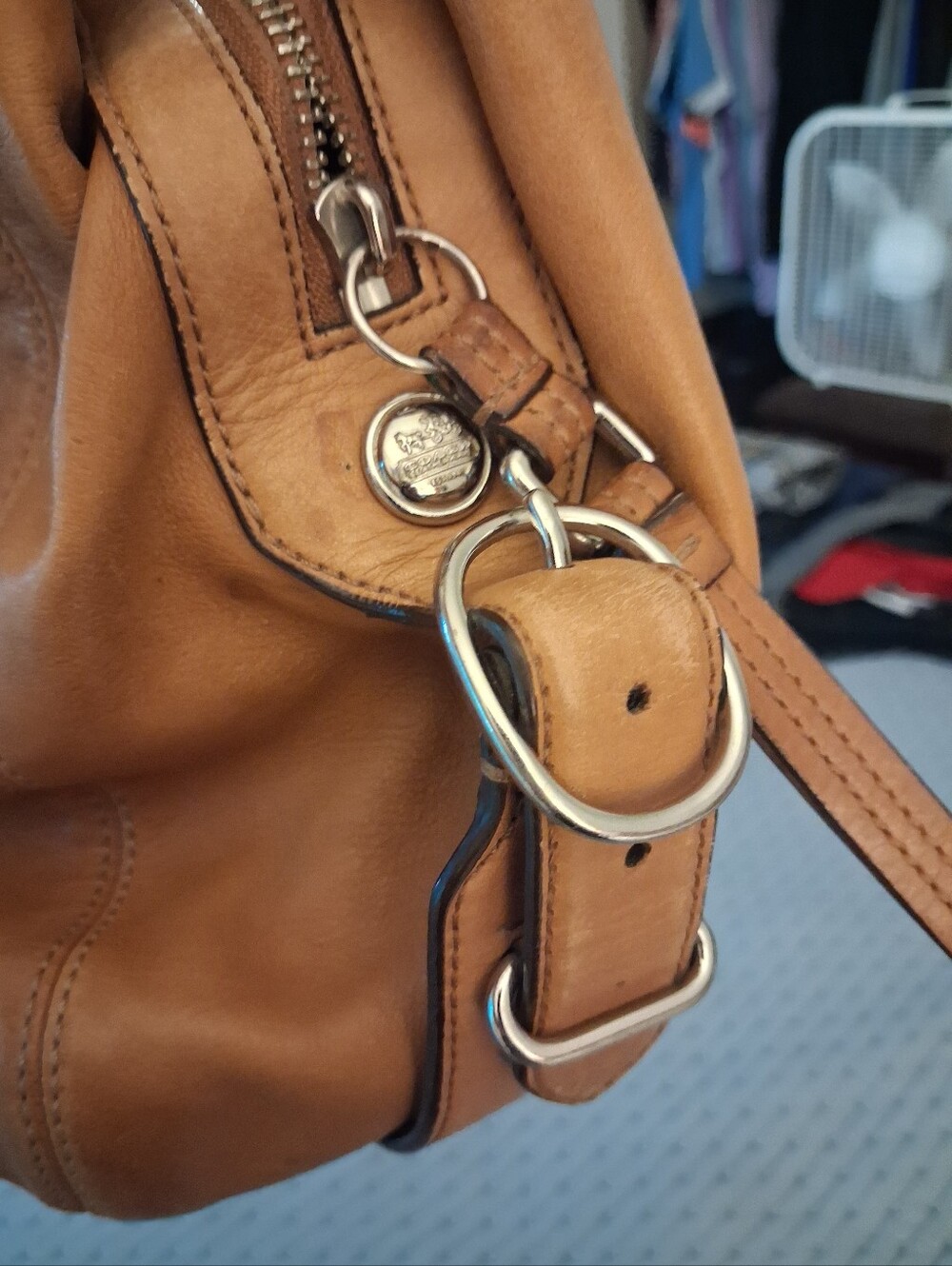 Coach Tan Leather Shoulder Bag - Classic Women's Hobo Silver Hardware - Picture 12 of 16